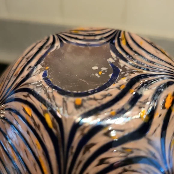 Hand Blown Feather Pull Art Glass Vase 7.25"